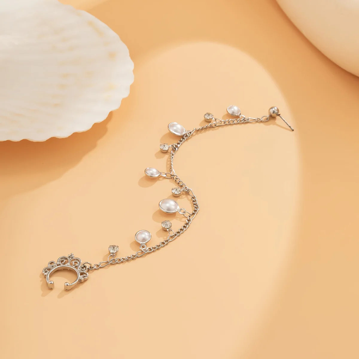 Indian Gold Color Pearl Butterfly Tassel Earrings Nose Clip Chain for Women Boho Nose Ring Non Pierceing Dangle Earring Jewelry